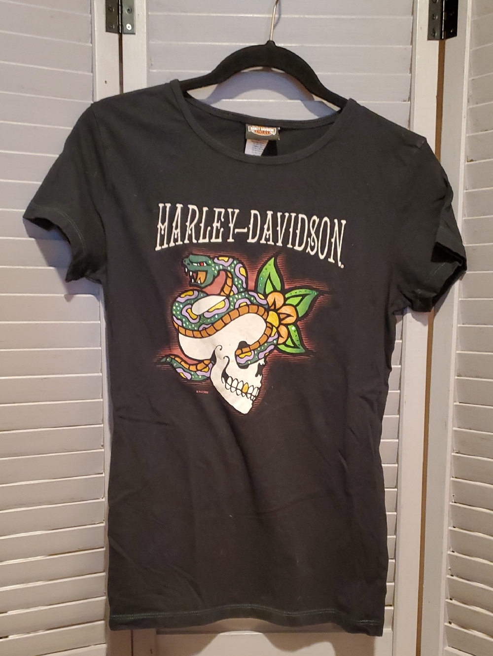 Harley-Davidson Black Tee with Colorful Snake & Skull Graphic Size Large